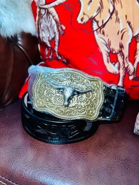 Western Longhorn Buckle Leather Belt - Black